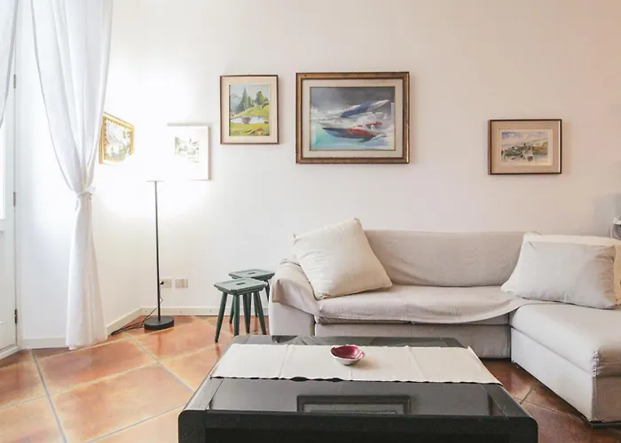 Lario Elegante Apartament Menaggio